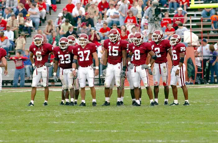 Matt Foss with the Indiana defense before first play